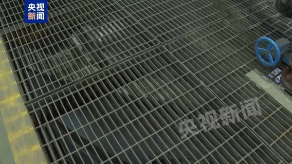 配资资讯 记者探访6名学生选矿厂遇难事故车间：事发时5块格栅板坠落